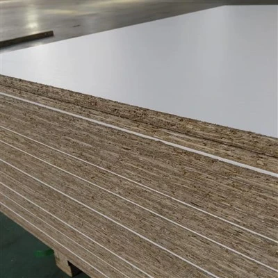 Papan zarah mentah gred E0