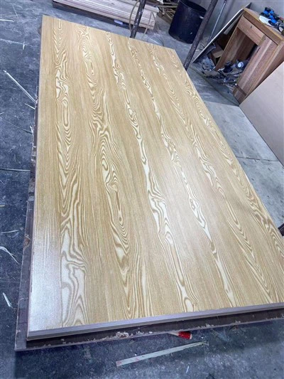 Berkualiti tinggi 18mm*1220*2440 Melamine Laminated Papan lapis